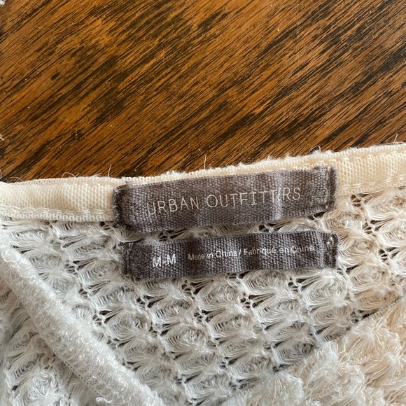 🌟Urban outfitters size medium crocheted tank - Picture 2 of 2